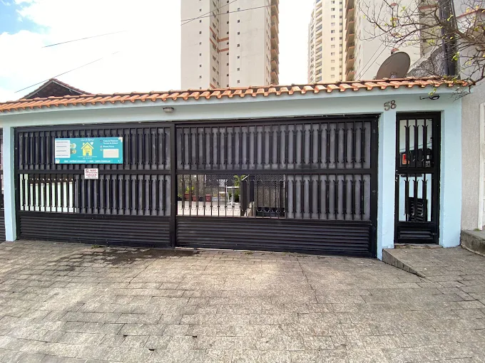 Fachada da Casa de Repouso Teresa de Lisieux